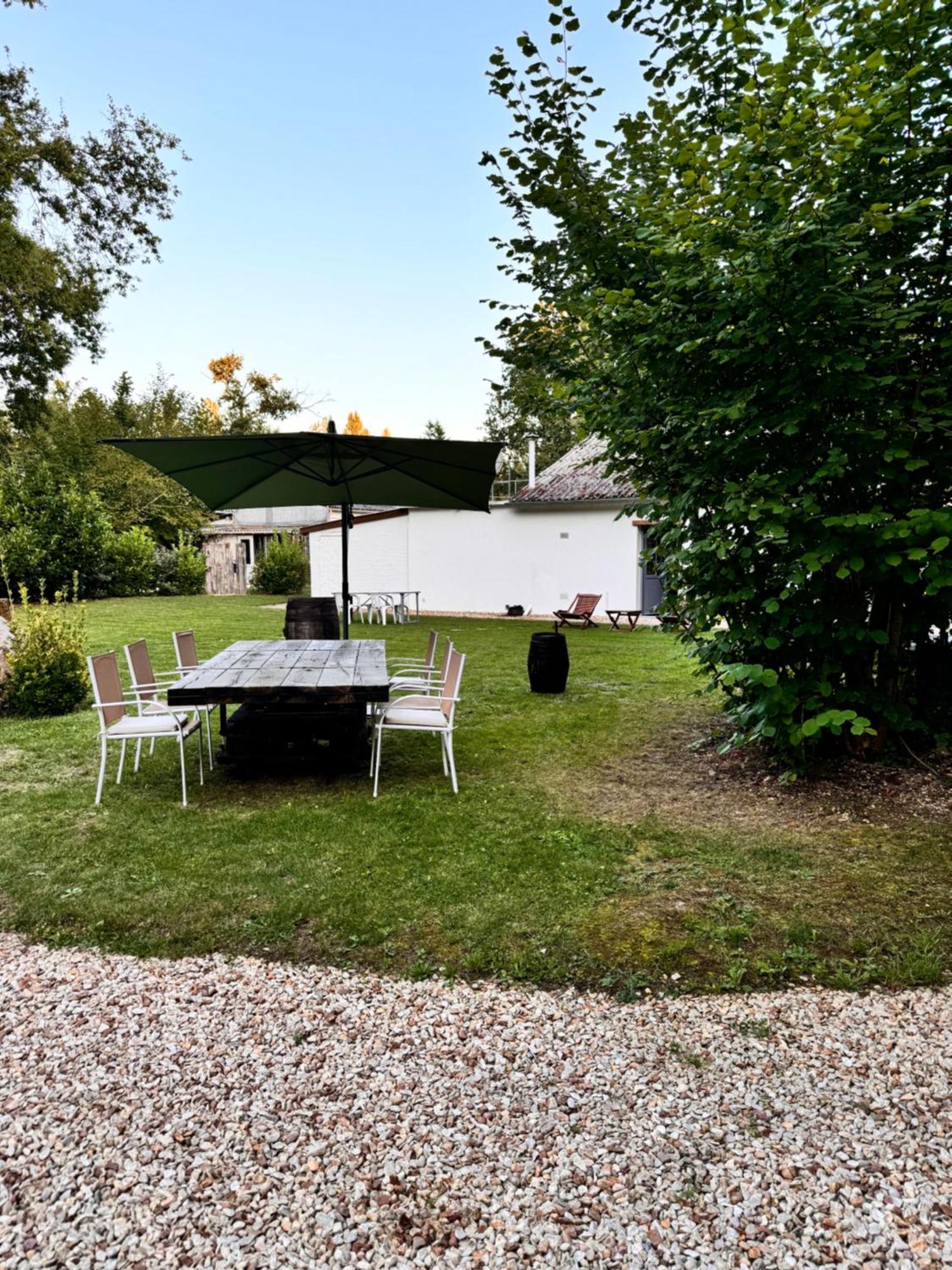 Au Coeur Du Vignoble Cognacais Villa Gondeville Eksteriør bilde